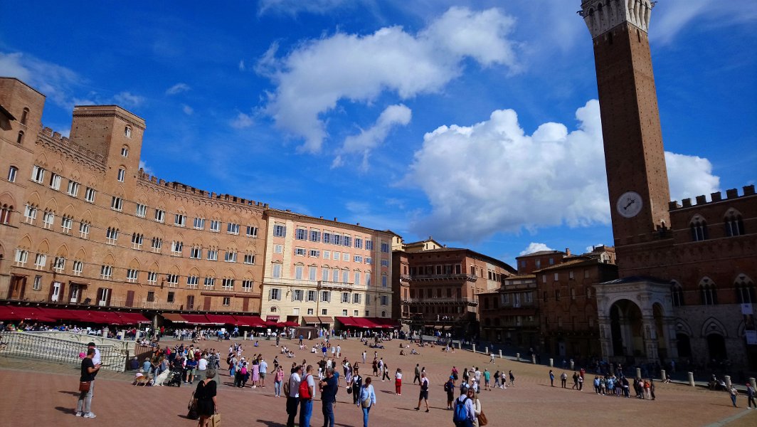 Italie-2024-6-Sienne-3-Il_Campo_01