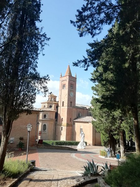 Italie-2024-7-Abbazia_Monte _Oliveto_Maggiore_04