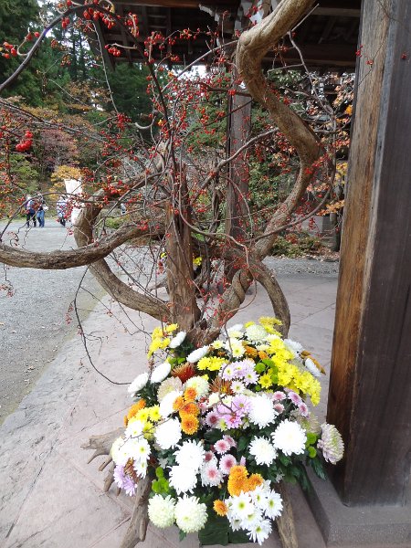 2019_Japon-5-Nikko-Expo_ikebana_02