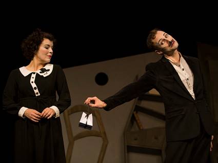 https://theatredelile.nc/images/saisons_galeries_photos/2017/2017_crime_orpheline_03.jpg