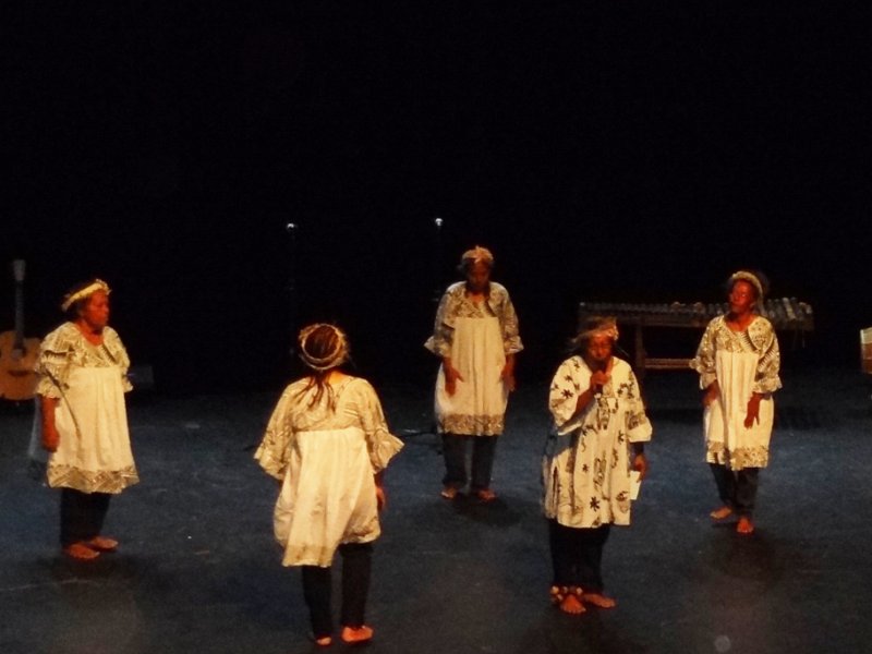 2019_NC_Noumea_Centre_Tjibaou_danses_03