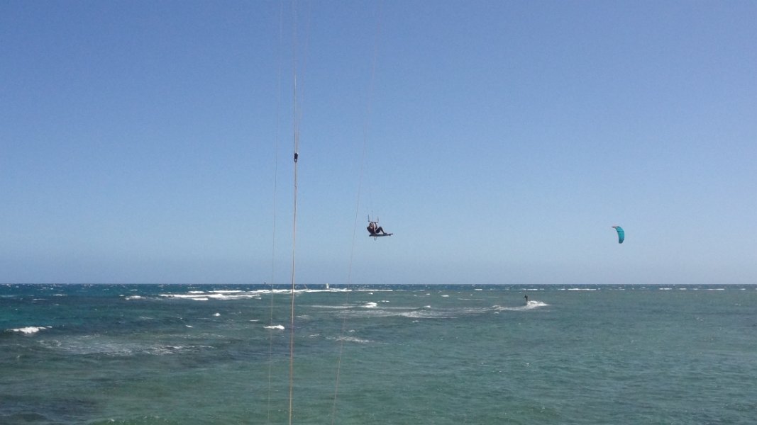 2019_NC_Noumea_Ouen_Toro_kitesuf_03