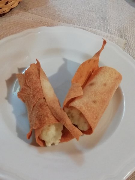 2021_SARDAIGNE-2-HEBERGEMENT ET REPAS-Martis-Agriturismo Carrucana_13-rouleaux fourres
