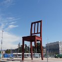 2020_Geneve-1_bord_du_lac_42_chaise_cassee