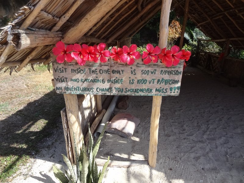 2017_Vanuatu_Efate_bord_de_mer_33