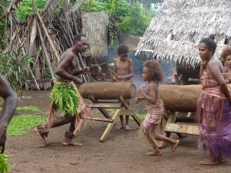 2019_Vanuatu_Santo_village_culturel_14