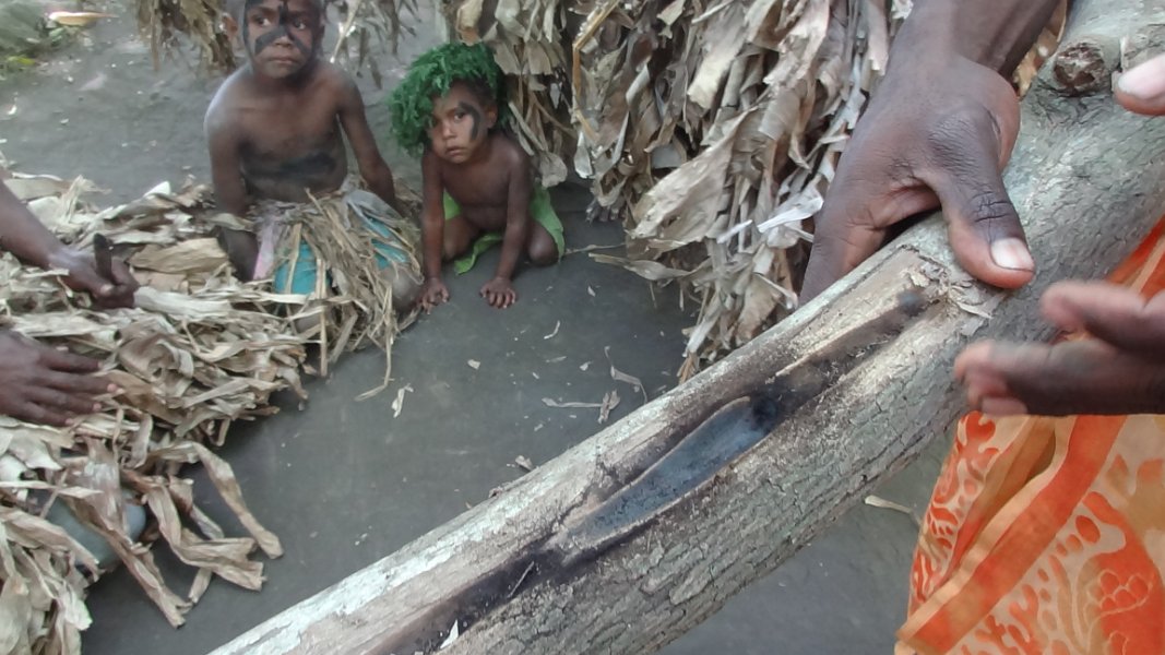 2017_Vanuatu_Tanna_black_Magic_Tour_17