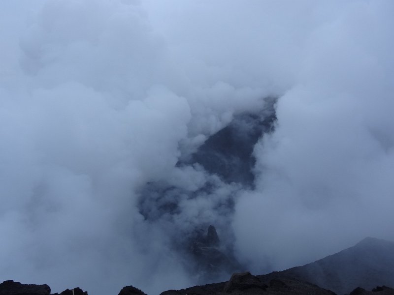 2017_Vanuatu_Tanna_volcan_Yasur_23