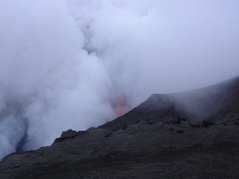 2017_Vanuatu_Tanna_volcan_Yasur_24