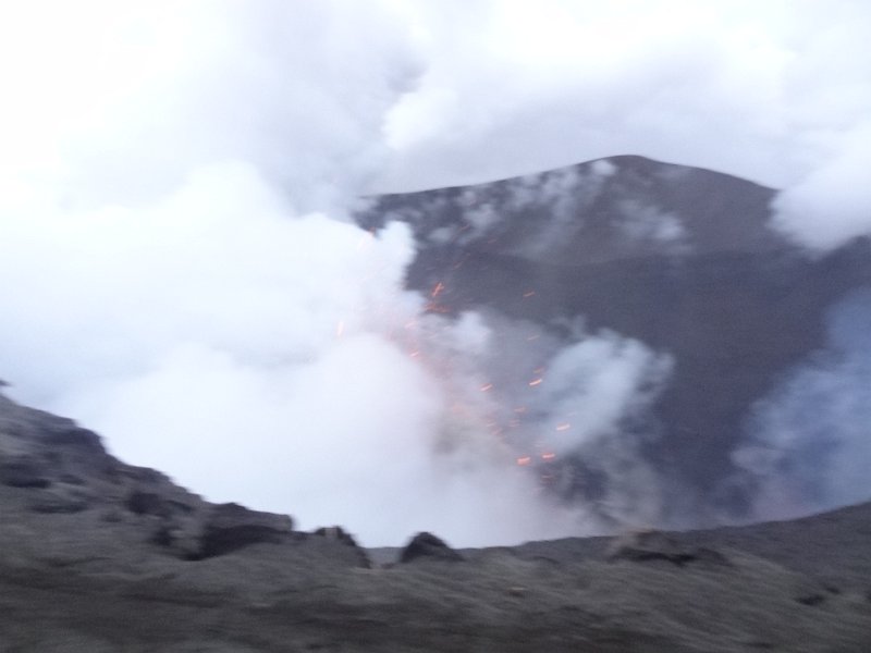 2017_Vanuatu_Tanna_volcan_Yasur_35
