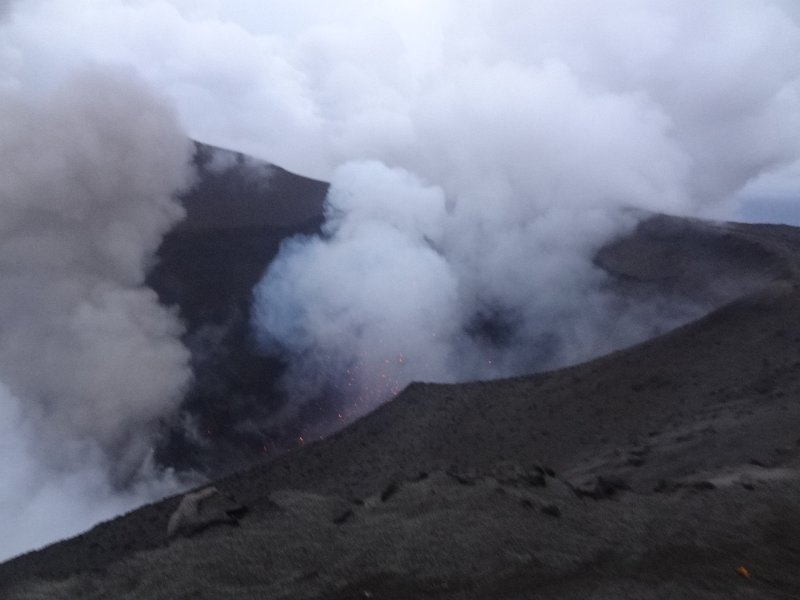 2017_Vanuatu_Tanna_volcan_Yasur_39