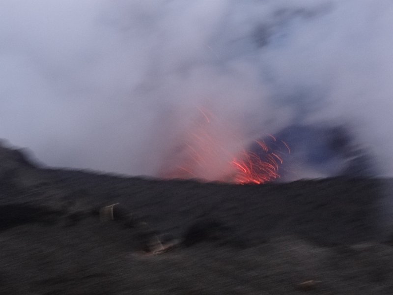 2017_Vanuatu_Tanna_volcan_Yasur_40