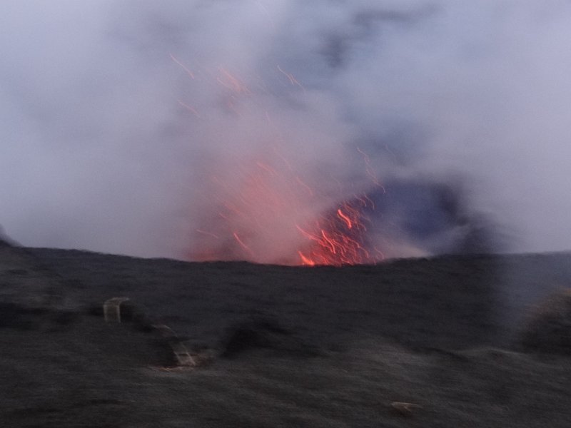 2017_Vanuatu_Tanna_volcan_Yasur_42