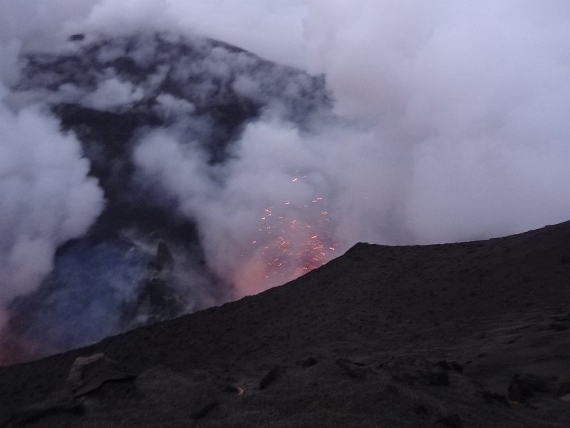 2017_Vanuatu_Tanna_volcan_Yasur_53