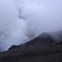 2017_Vanuatu_Tanna_volcan_Yasur_24