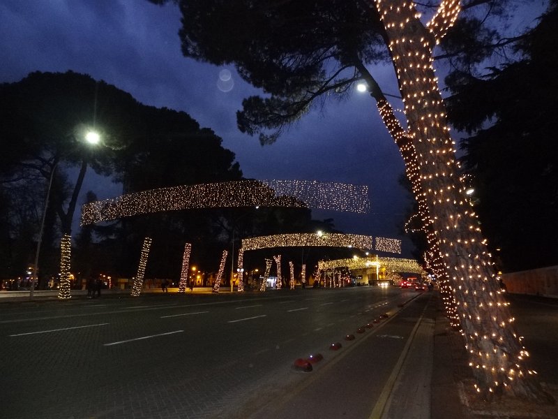 2018_Albanie-1-Tirana-10-noel_91