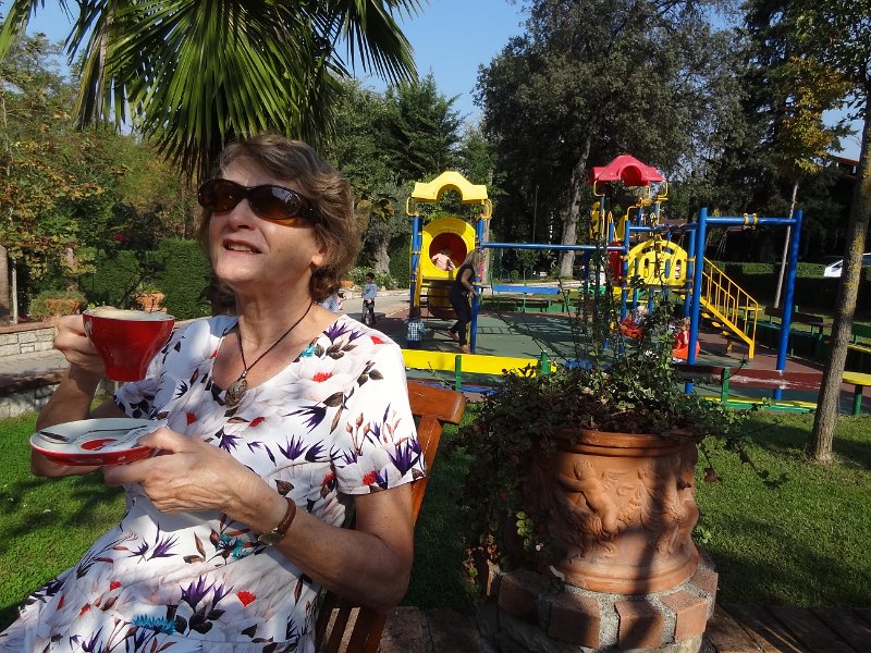 2018_Albanie-1-Tirana-12-resto_etc_11
