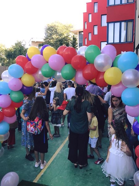 2018_Albanie-1-Tirana-14-ecole_VHugo_80